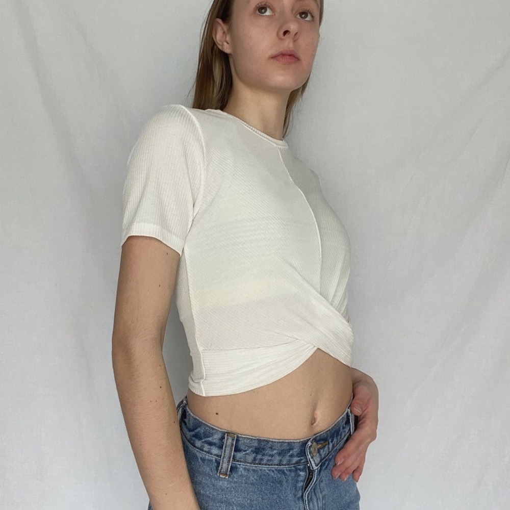 Fancy White Swirled Crop Top 🤍